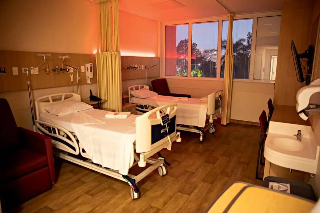 Screenline Hospital AACD 02