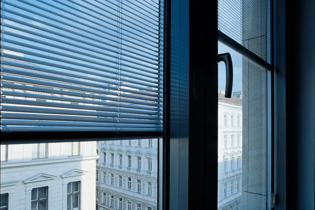 Screenline University of Vienna 04